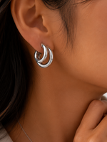 Load image into Gallery viewer, 18k Crescent Outline C Shaped Earrings
