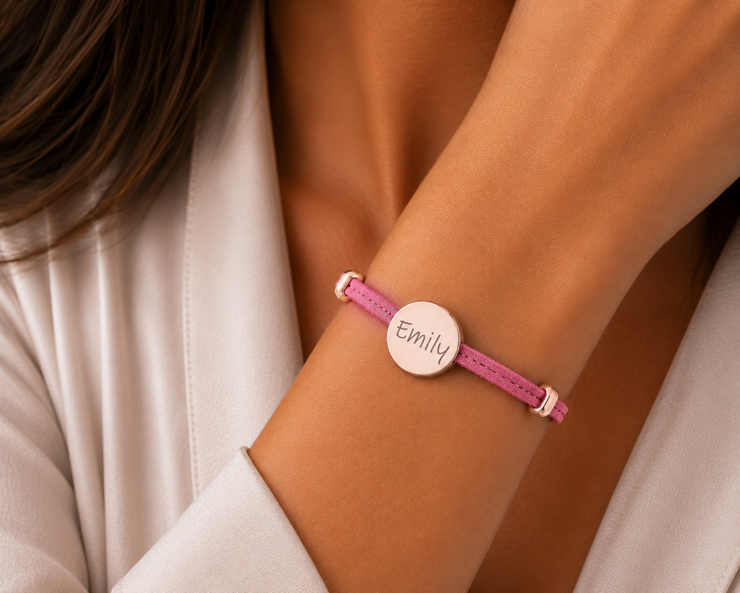 18k Custom Suede Circle Name Bracelet