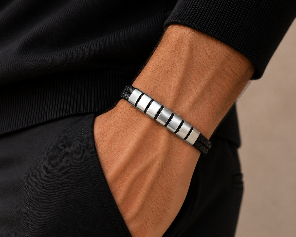 Minimal personalized name(s) leather bracelet