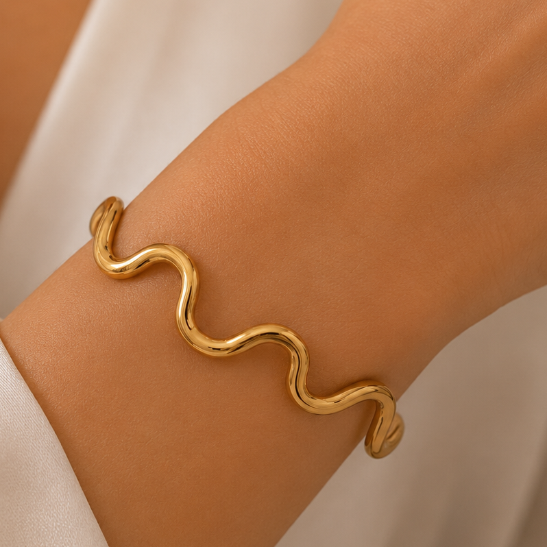 Gold Wavy Statement Bracelet and Necklace