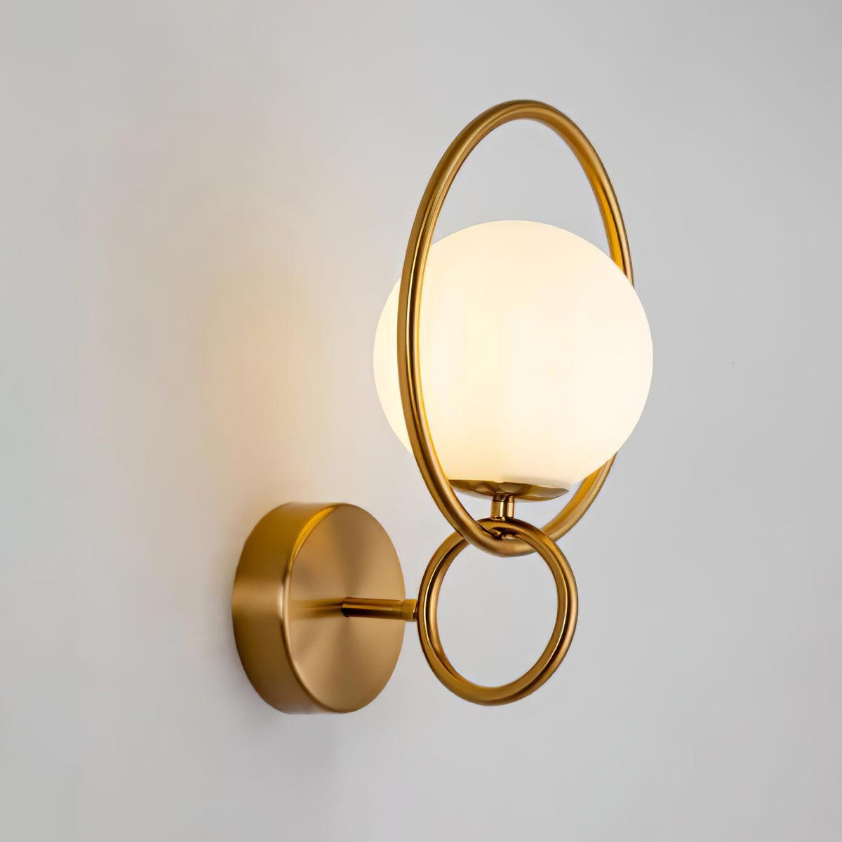 Circle Contemporary Brass Finish Wall Lamp