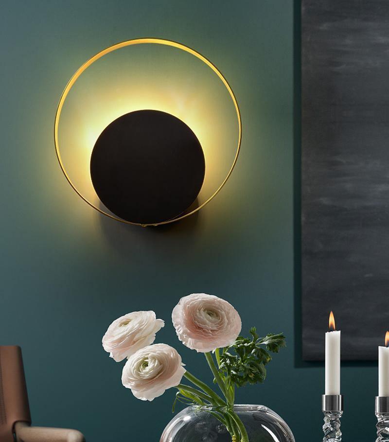 Interlocking Circular Ring Brass Finish Wall Lamp