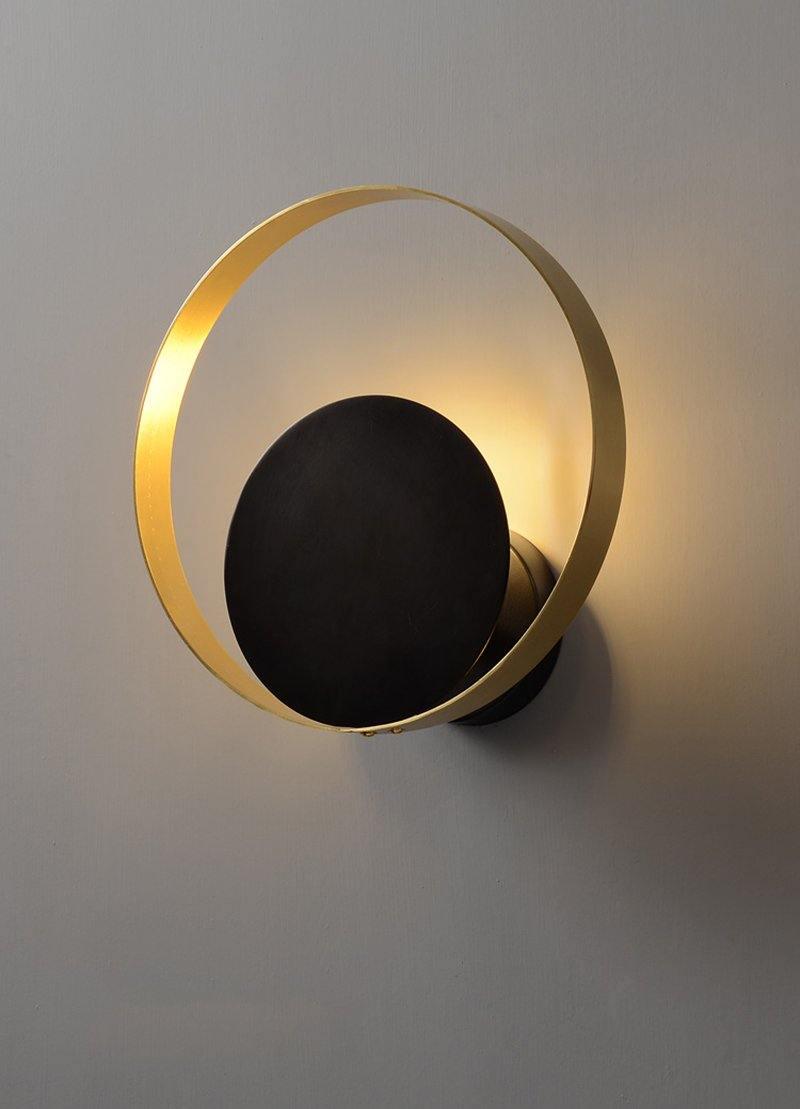 Interlocking Circular Ring Brass Finish Wall Lamp