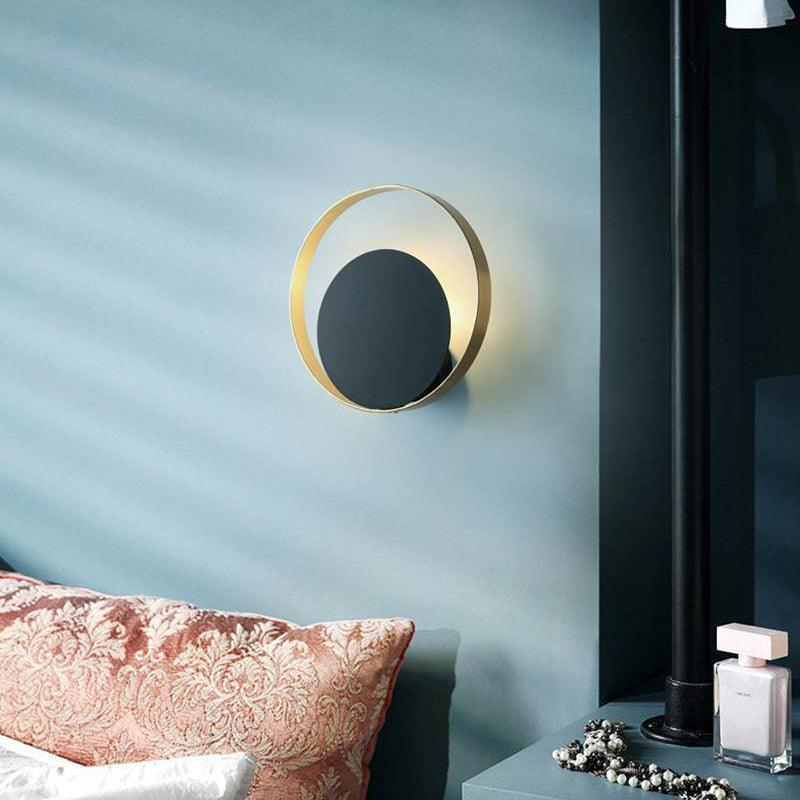 Interlocking Circular Ring Brass Finish Wall Lamp