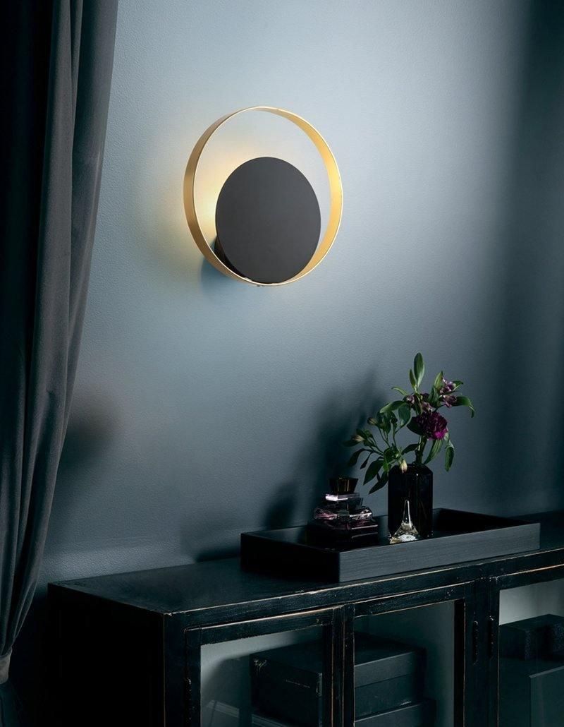 Interlocking Circular Ring Brass Finish Wall Lamp