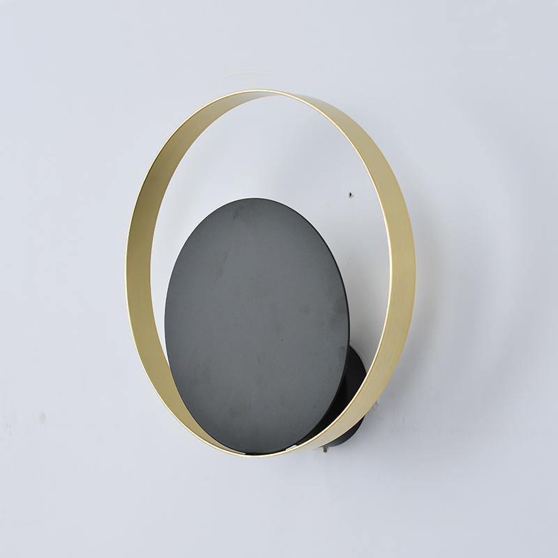 Interlocking Circular Ring Brass Finish Wall Lamp