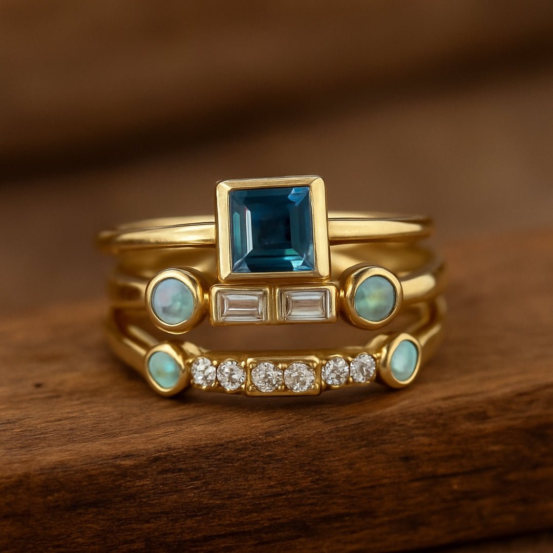 Sparkling Blue Crystal Vintage Ring Set