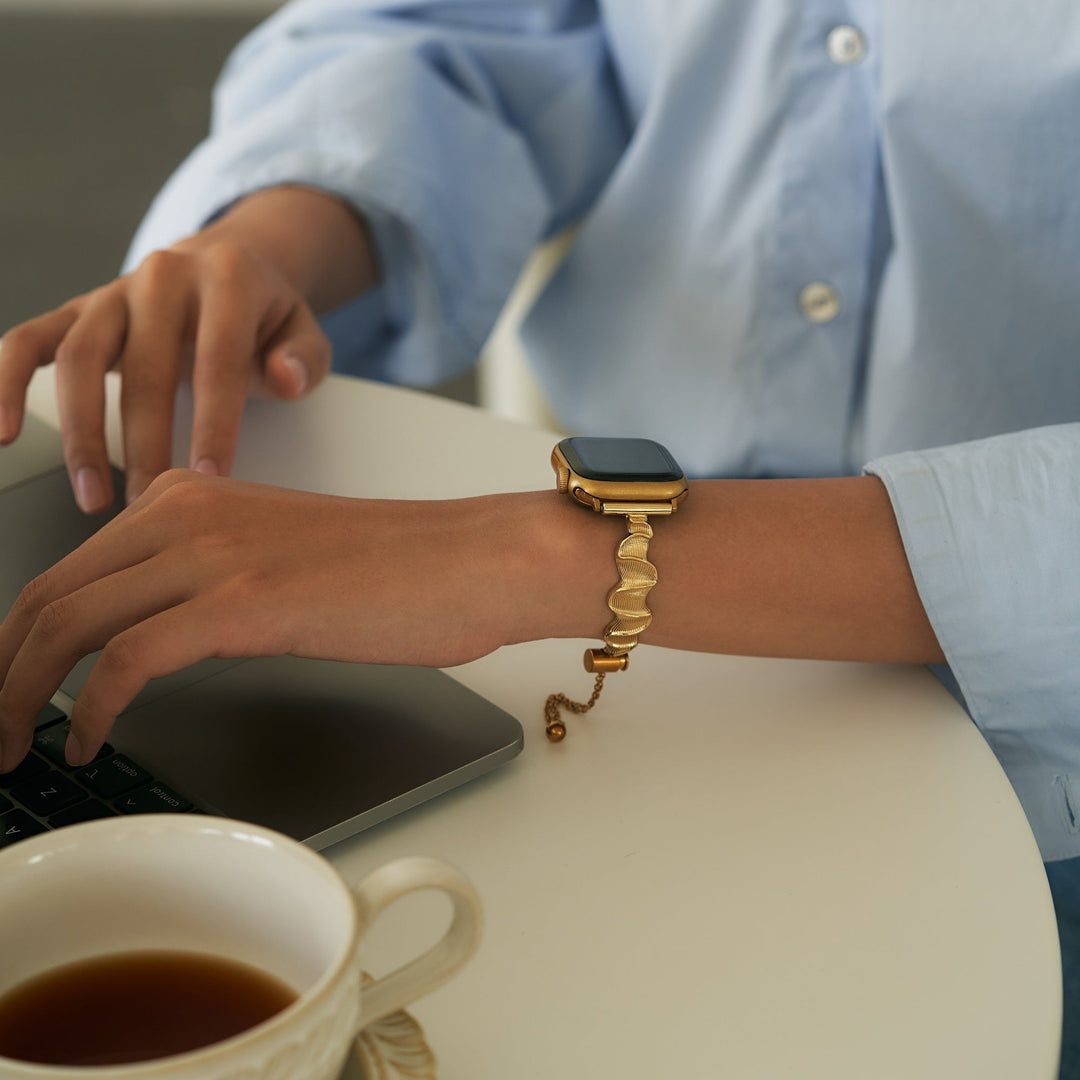 Minimalist Metal Apple Watch Bands for Women
