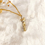 Load image into Gallery viewer, Bonding Hug Necklace
