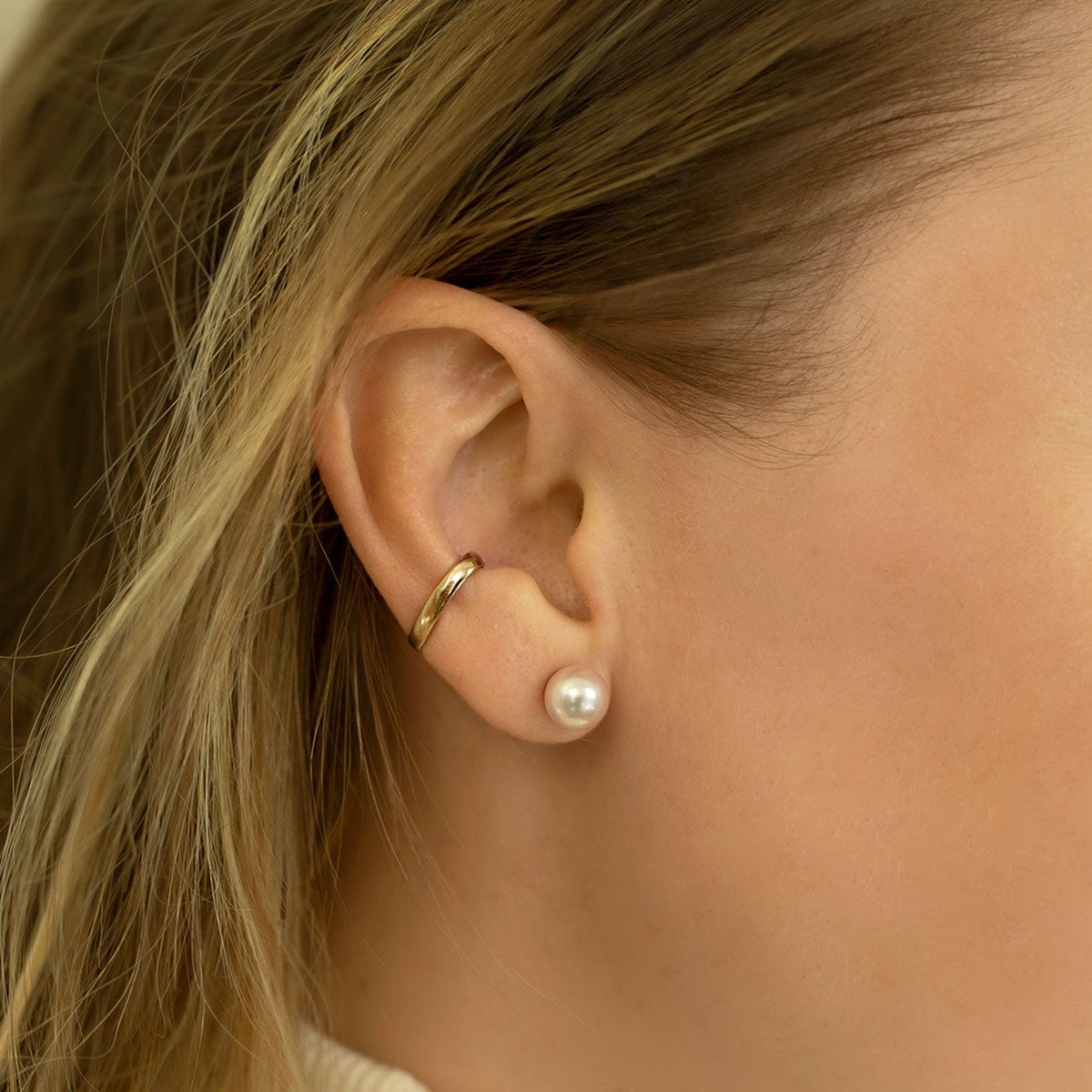 Aiko pearl stud earrings