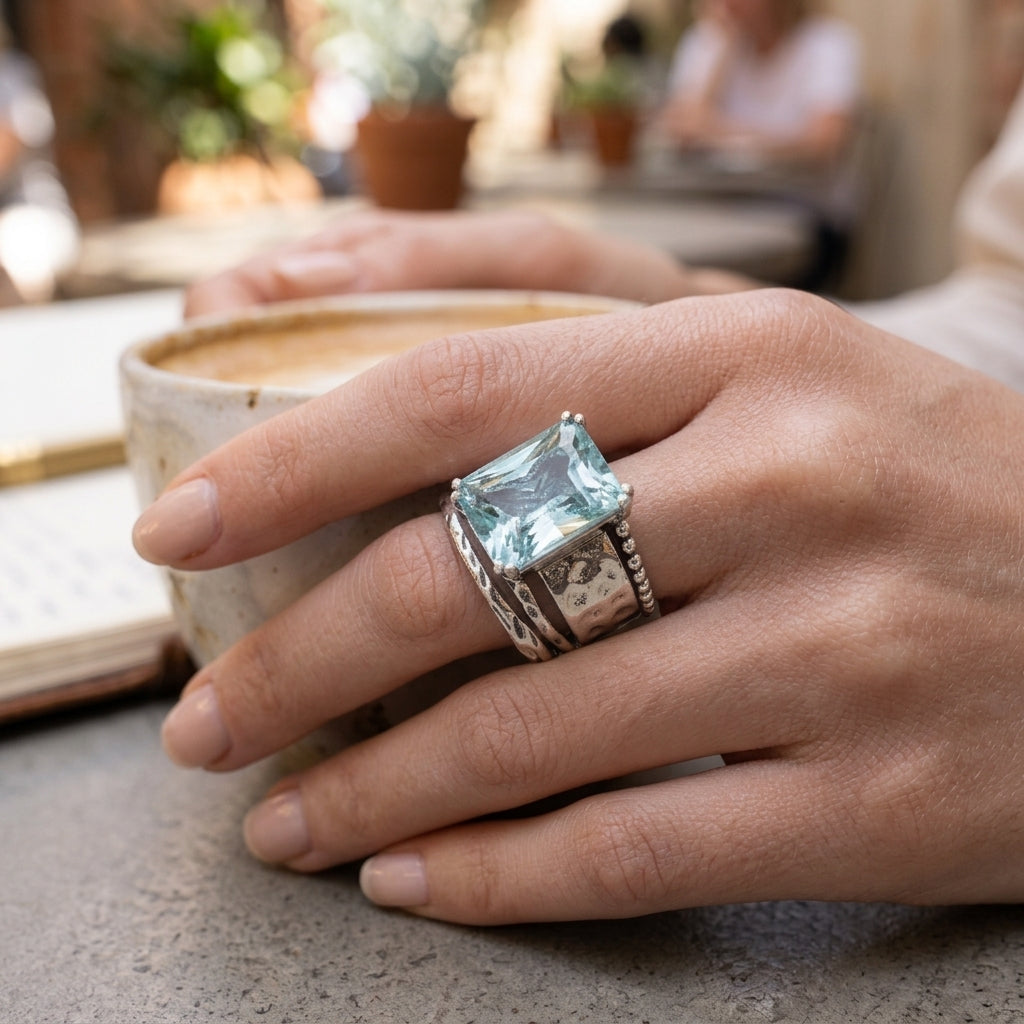 Classic glass ocean wave ring in silver