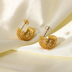 Load image into Gallery viewer, 18k Mesh C Hoop Earrings
