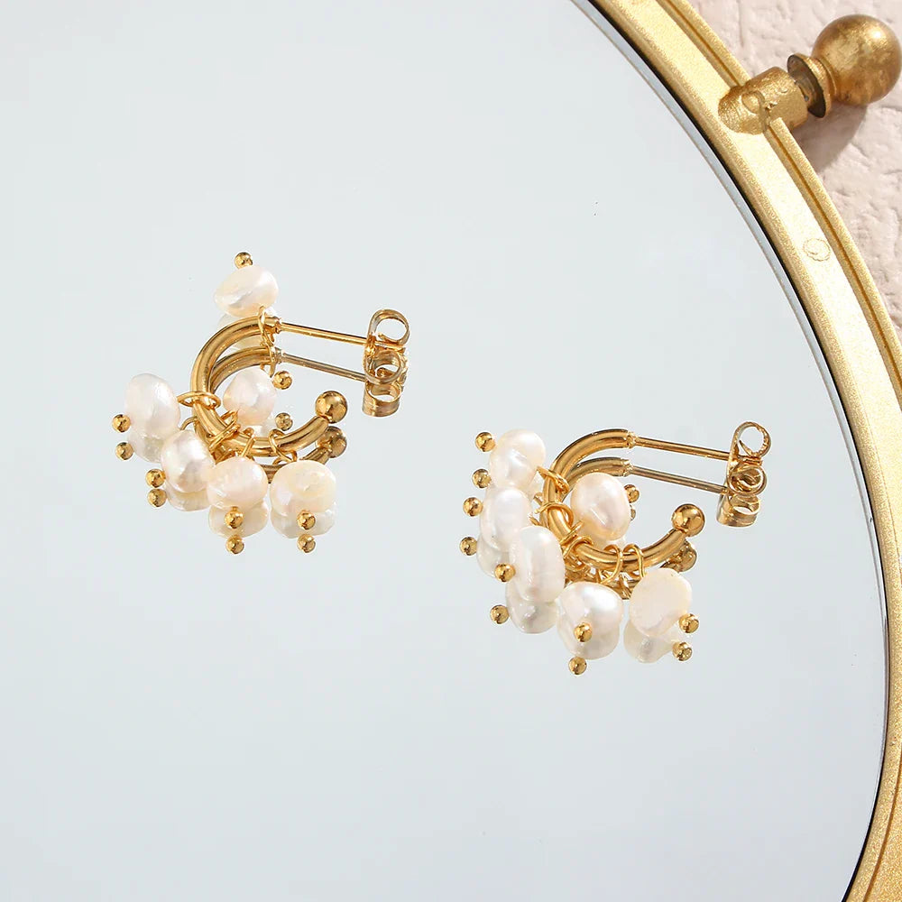 18k Dainty Pearl Droplet Dangle Earrings
