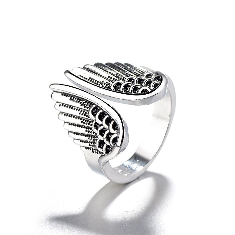 Vintage-Style Angel Wing Ring in Sterling Silver