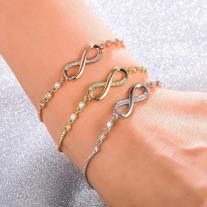 Charming Infinity Bracelet in Silver