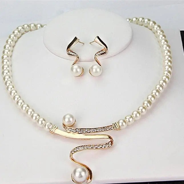 Bohemian Pearl Necklace and Earrings Set