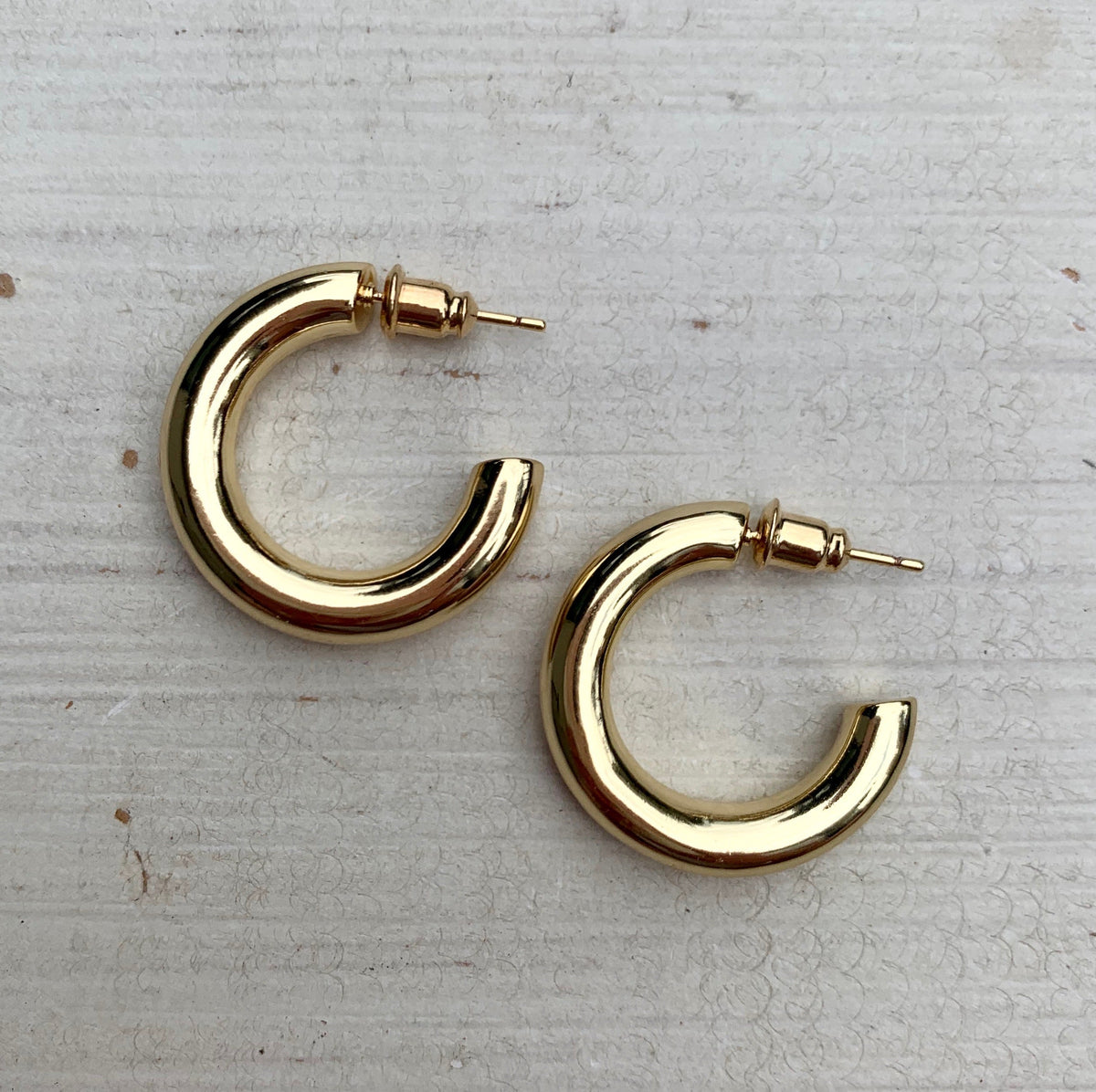 Mayra chunky gold hoop earrings
