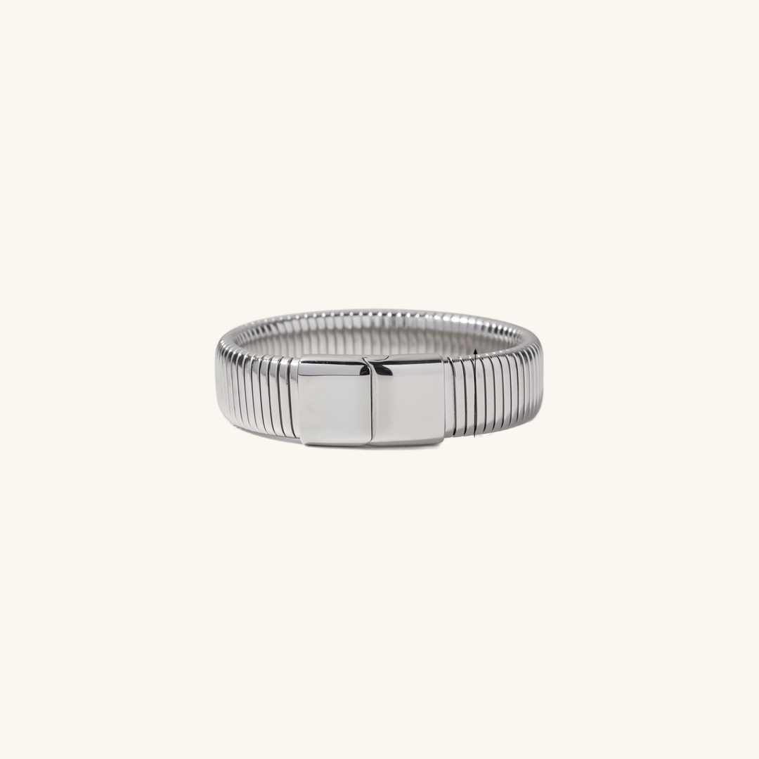 Celeste Vertical Lines Gold Bracelet