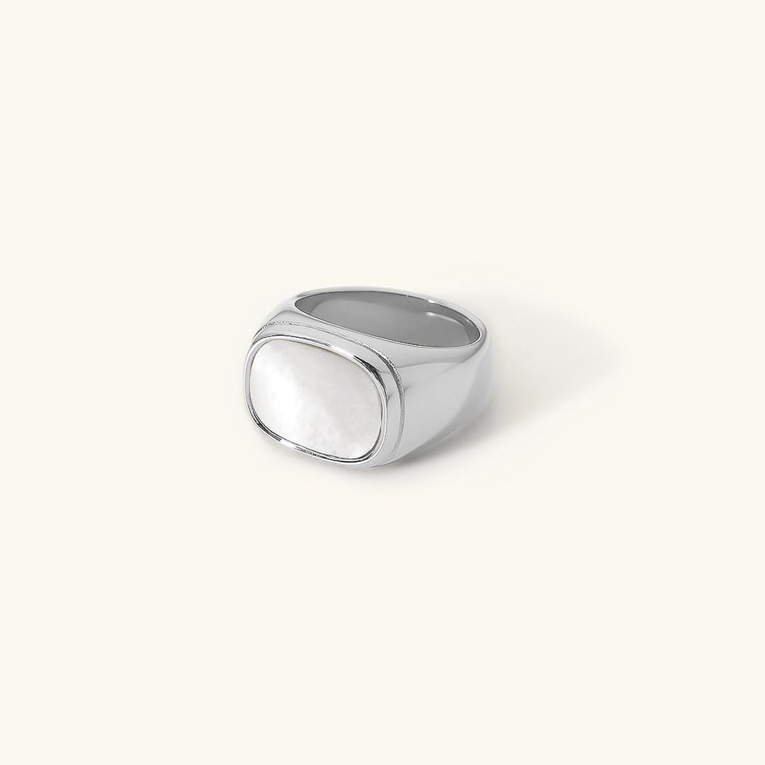 Nova Smooth Shell Gold Ring