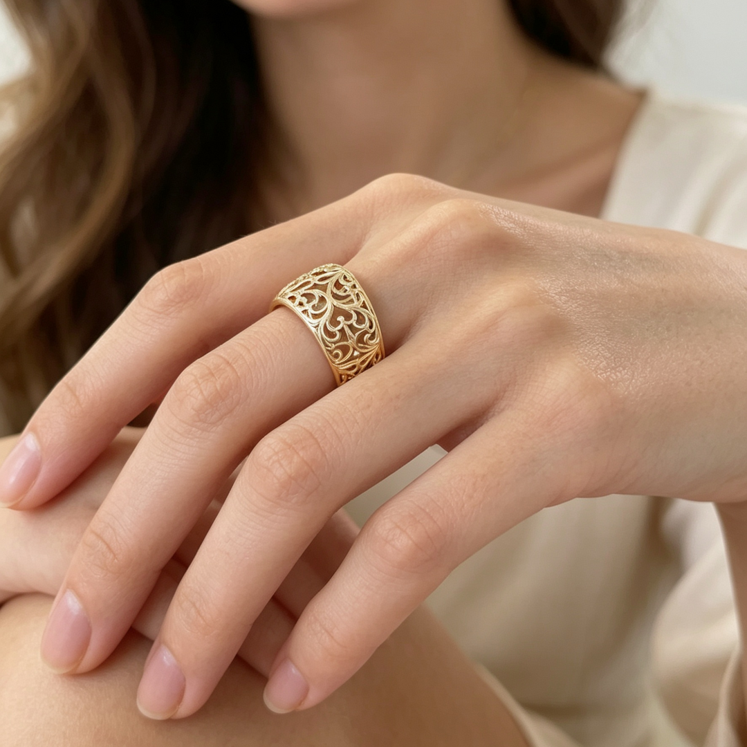 Statement Ring with Vintage Openwork Filigree in Gold