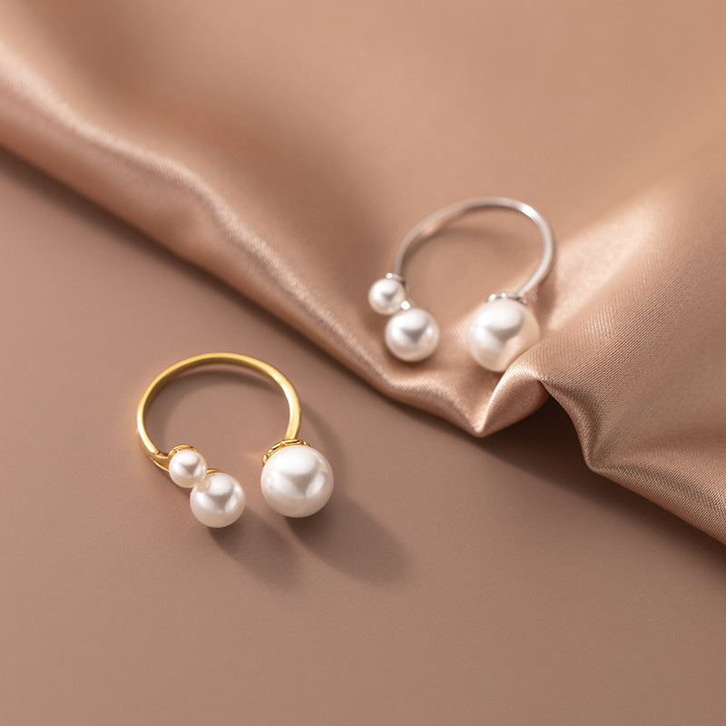 Vintage-Style Pearl Statement Ring