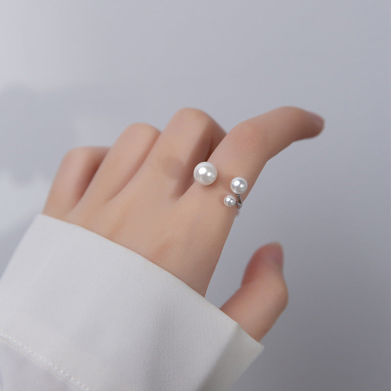 Vintage-Style Pearl Statement Ring