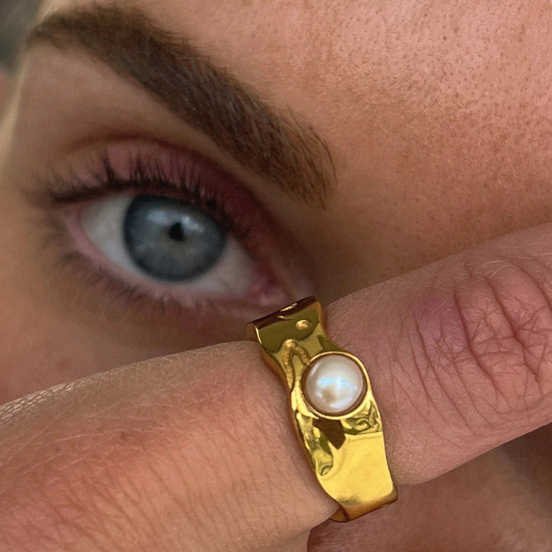 Dainty Pearl Statement Ring in Gold
