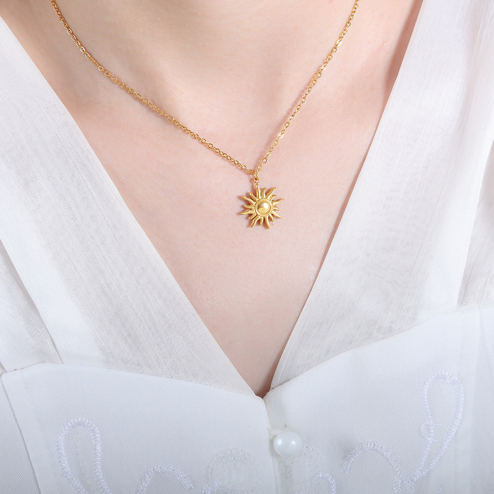 Eliora gold sun necklace
