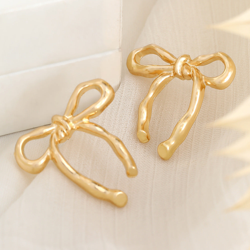 Dainty bow knot stud earrings