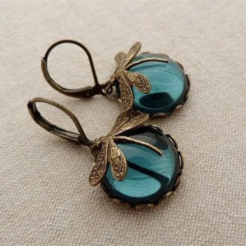 Chic Antique Drop Earrings in Gold
