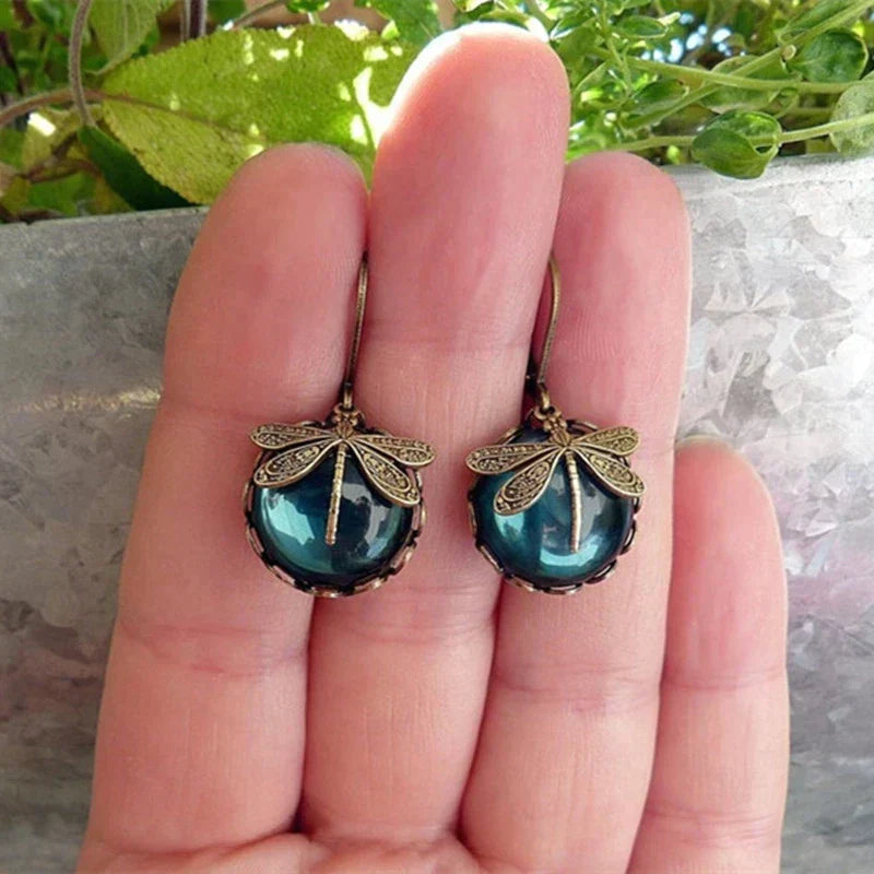 Chic Antique Drop Earrings in Gold