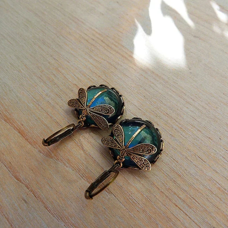 Chic Antique Drop Earrings in Gold