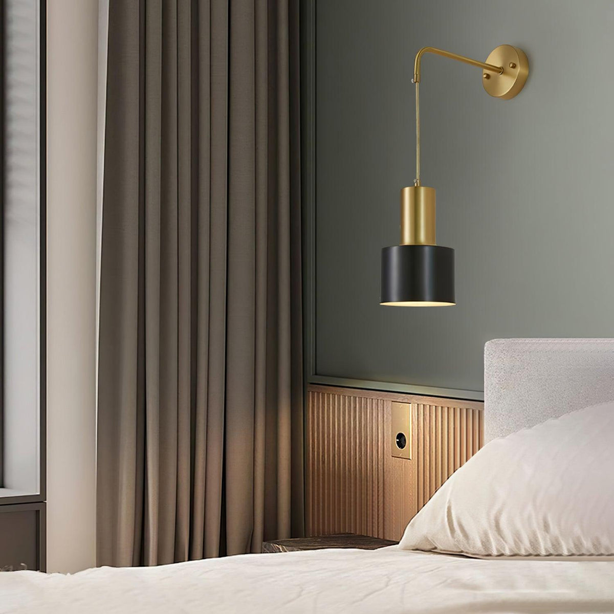 Brass And Matte Black Contemporary Wall Lamp