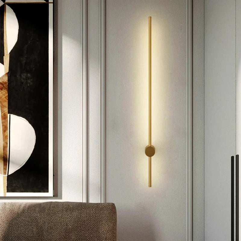 Nøordka Light Wall Light Fixtures Modern Indoor 350° Rotatable Ambient Wall Sconce in Black or Gold
