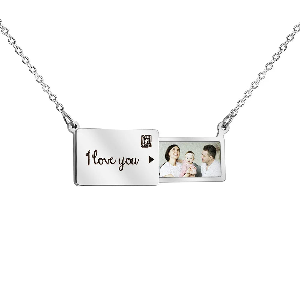 Amoura Memory Necklace
