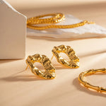 Load image into Gallery viewer, 18k Textured Open Irregular Circle Earrings
