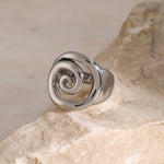 Load image into Gallery viewer, 18k Spiral Statement Ring
