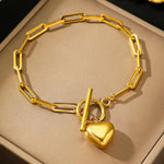 Load image into Gallery viewer, Modern Paperclip Bar Clasp Heart Bracelet
