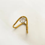 Load image into Gallery viewer, 18k Irregular Twist Diamond Ring
