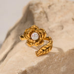 Load image into Gallery viewer, Adjustable Pearl Camellia Flower Ring
