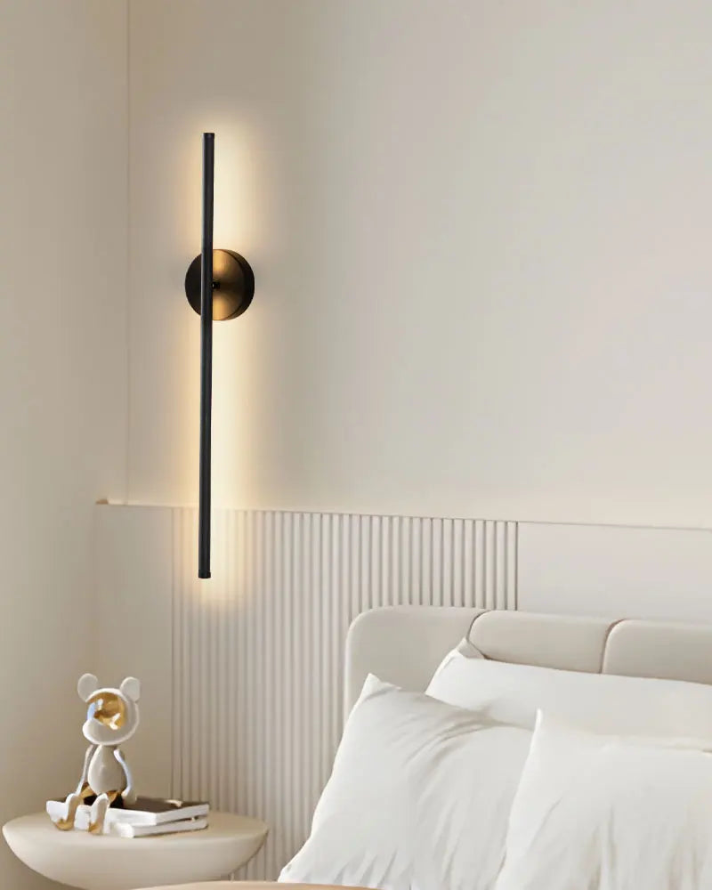 Modern Black 360° Rotatable LED Wall Lamp with Touch Switch