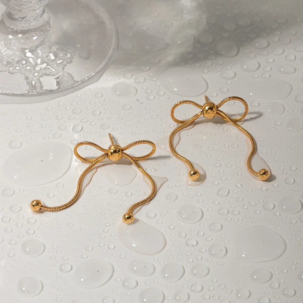 18k Dainty Feminine Chain Bow Earrings
