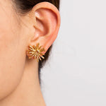 Load image into Gallery viewer, Dainty Radial Shine Stud Earrings
