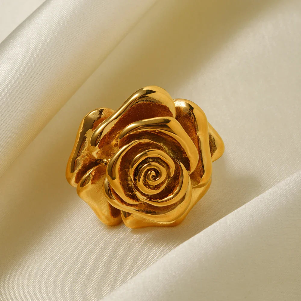 18k rose signet ring
