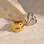 Load image into Gallery viewer, 18k Modern Wrap Around Flat Ring
