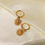 Load image into Gallery viewer, Dainty Huggie Hoop Smiling Sun Earrings
