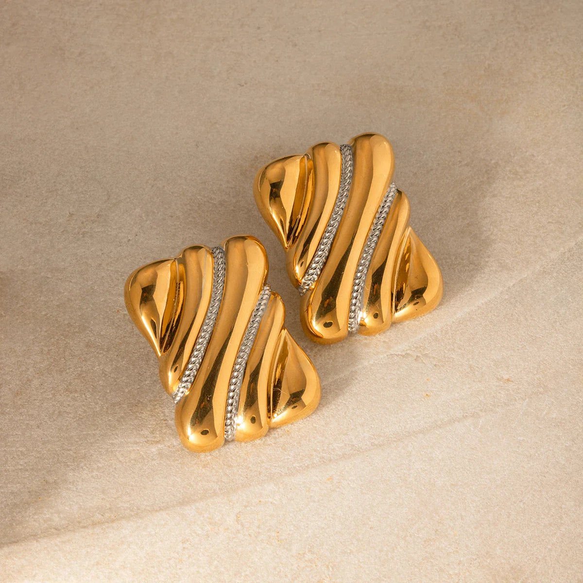 Chunky two tone wavy square earrings