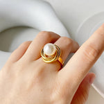 Load image into Gallery viewer, 18k Classy Statement Dual Disc Pearl Ring
