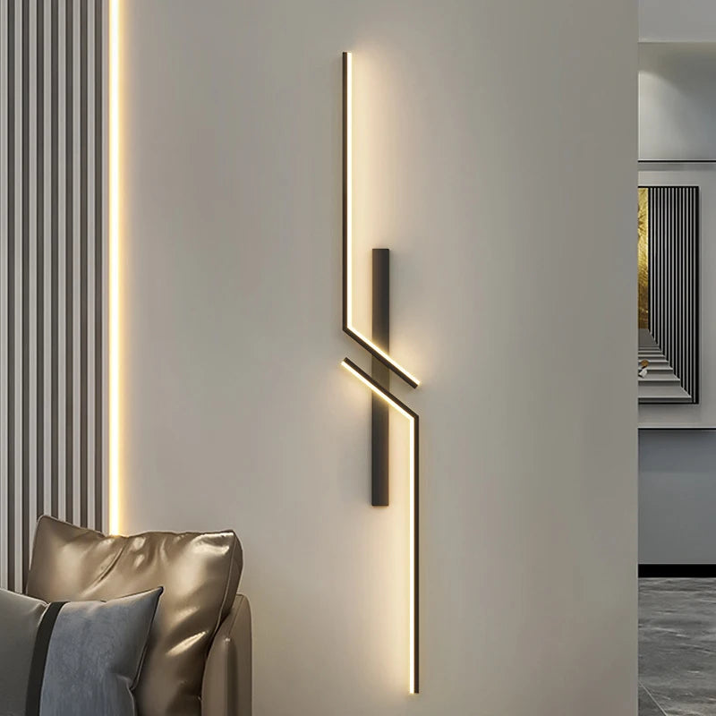 Modern Minimalist LED Wall Light Fixture In Black or Gold
