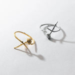 Load image into Gallery viewer, Dainty Rose Thorn Ring
